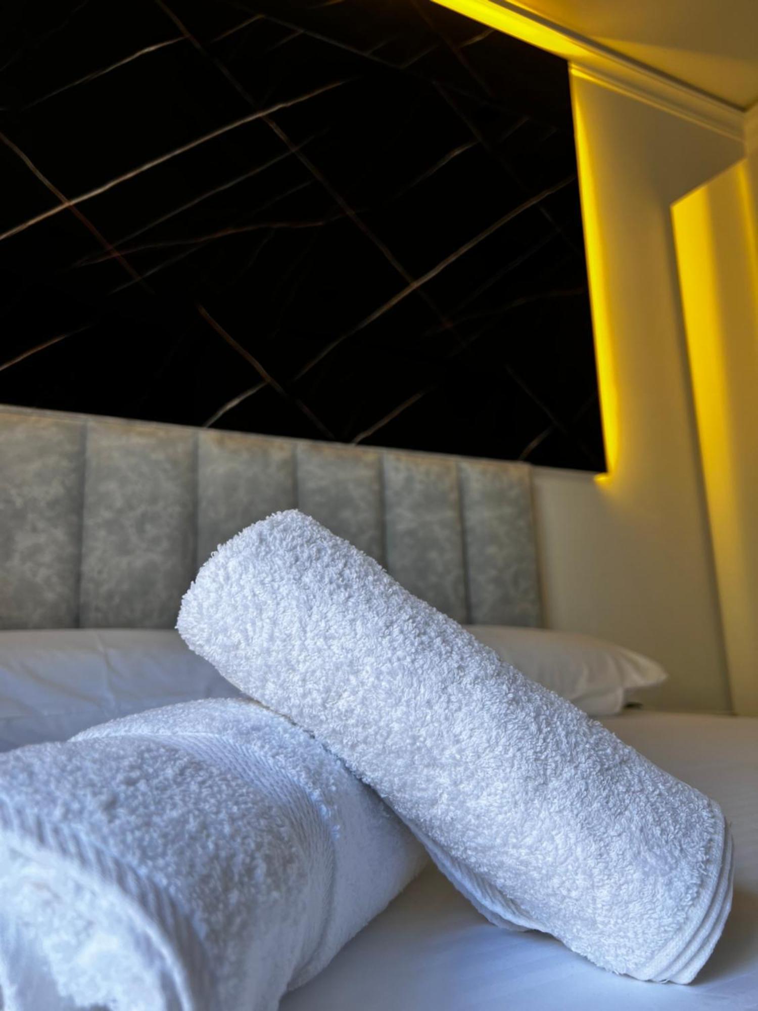 Noya Suites Sr Sarandë Exteriér fotografie