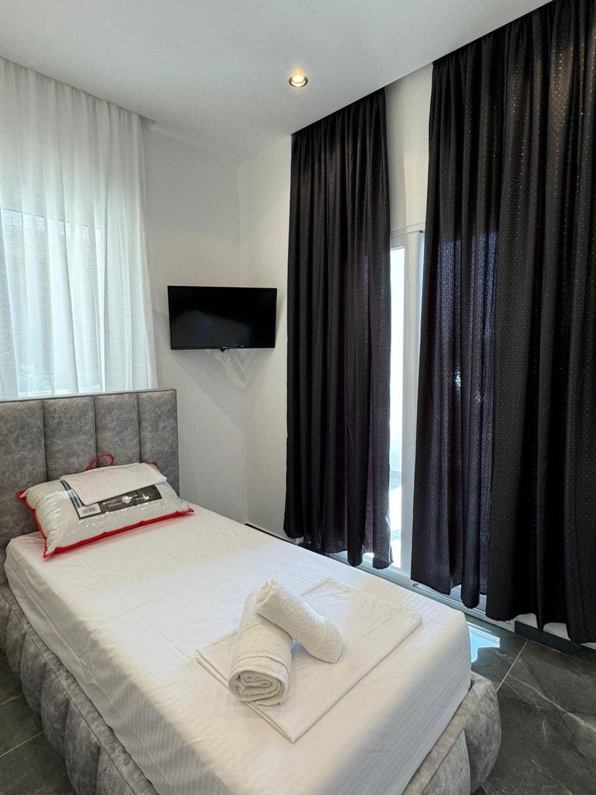 Noya Suites Sr Sarandë Exteriér fotografie