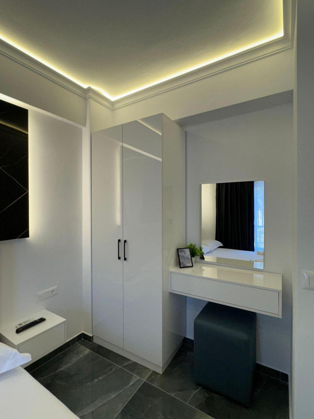 Noya Suites Sr Sarandë Exteriér fotografie