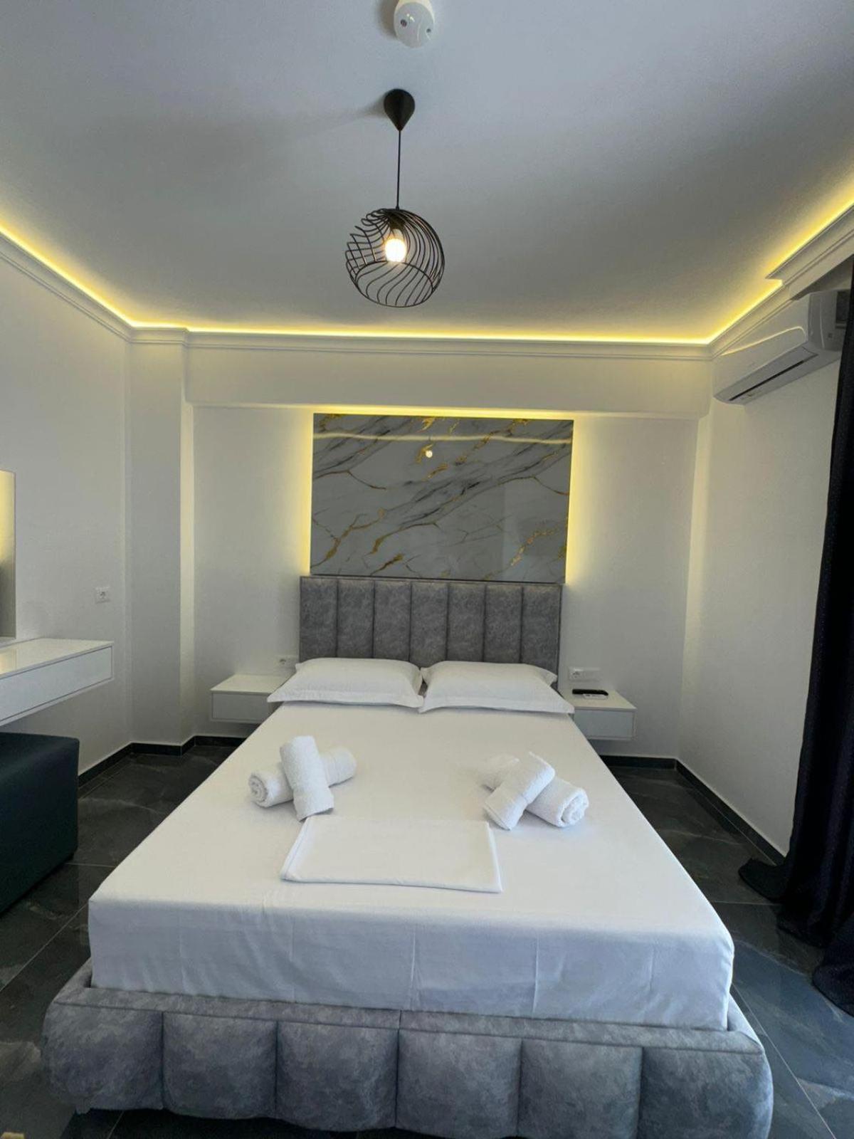 Noya Suites Sr Sarandë Exteriér fotografie