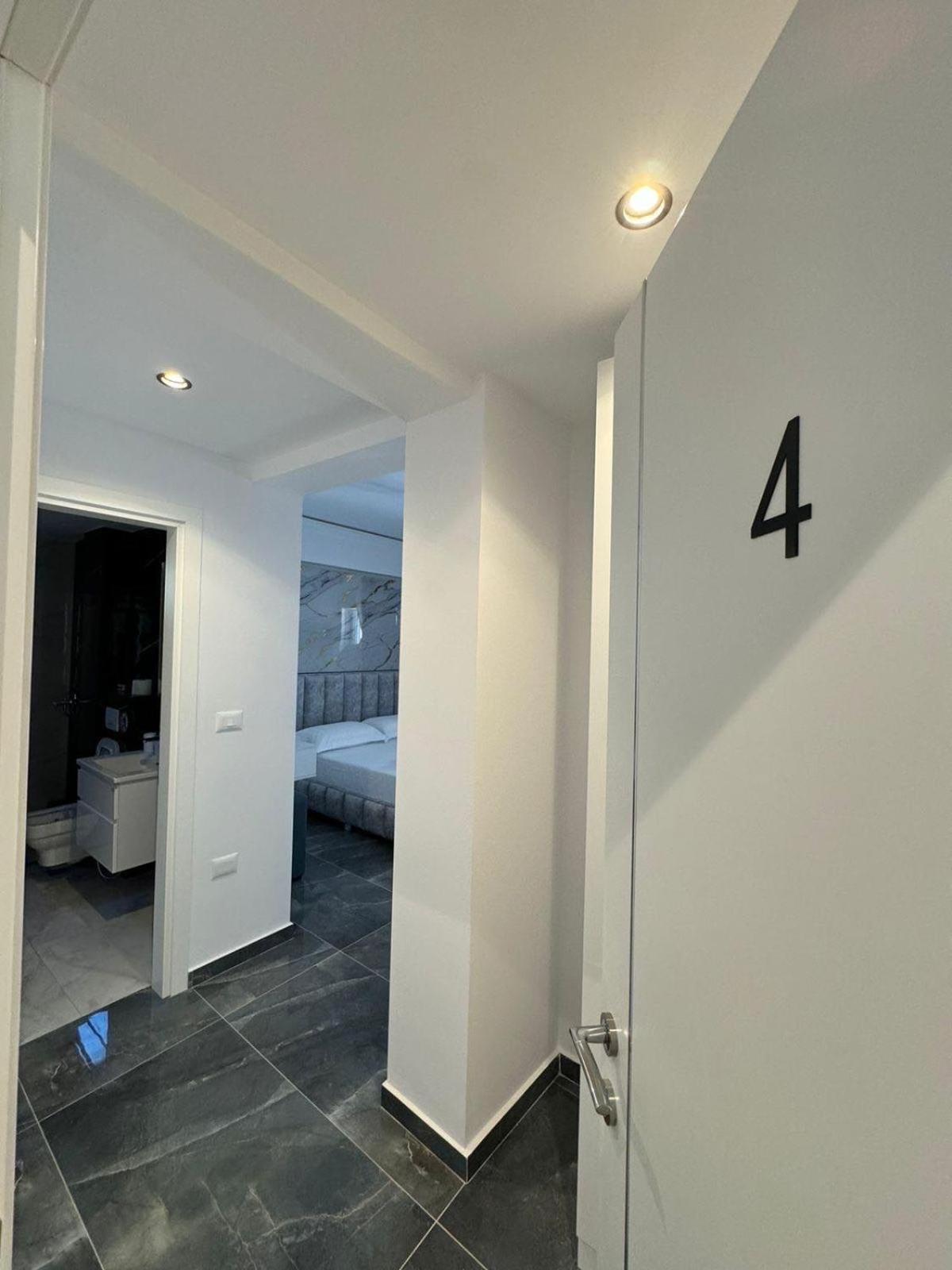 Noya Suites Sr Sarandë Exteriér fotografie