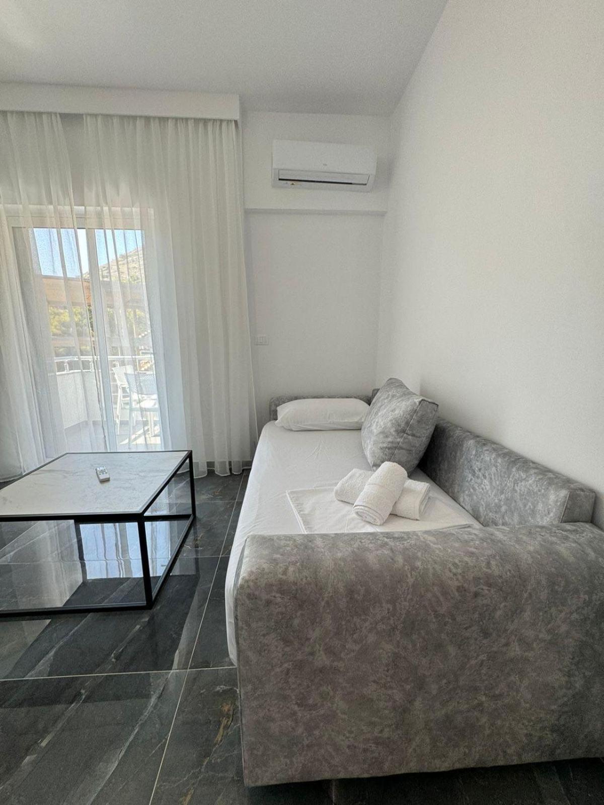 Noya Suites Sr Sarandë Exteriér fotografie