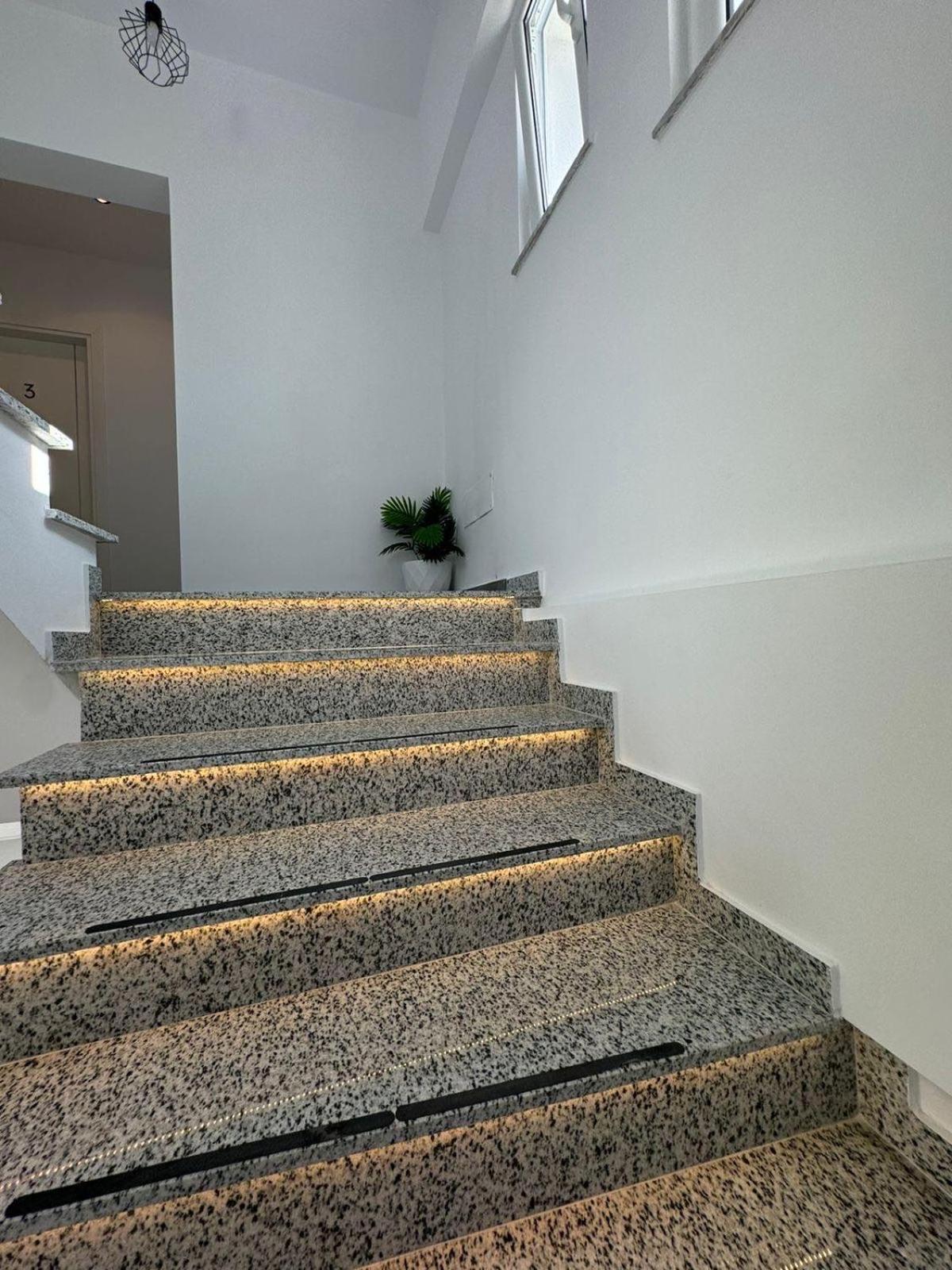 Noya Suites Sr Sarandë Exteriér fotografie