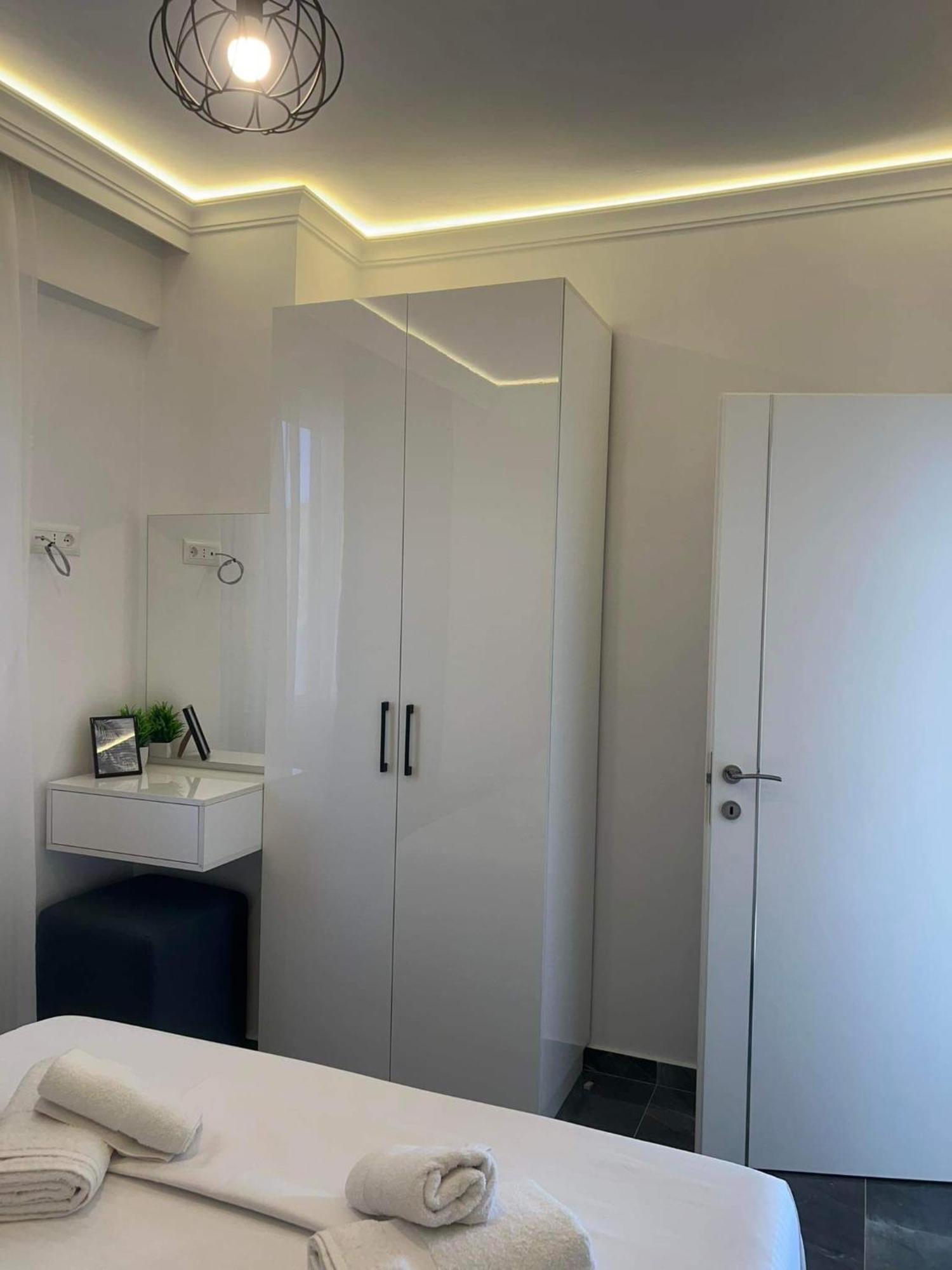 Noya Suites Sr Sarandë Exteriér fotografie